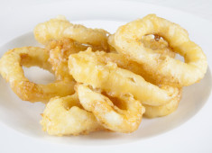 Calamares a la romana del restaurante Llar Roman