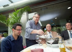 Almuerzo solidario Casa de la Caridad