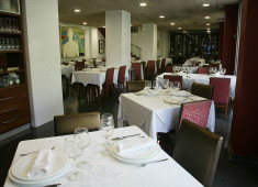 comedor principal del restaurante Llar Roman